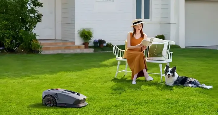 智能割草赛道迎来“中国时刻”，MOVA抢滩万亿草坪