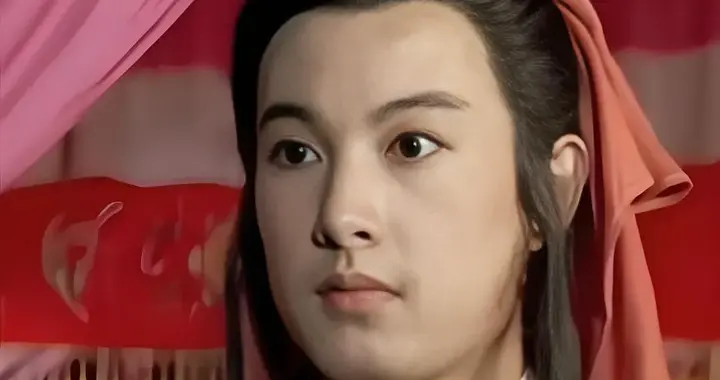 别骂“粉底液将军”！咱讨厌的从来不是粉底，是娱乐圈的摆烂乱象