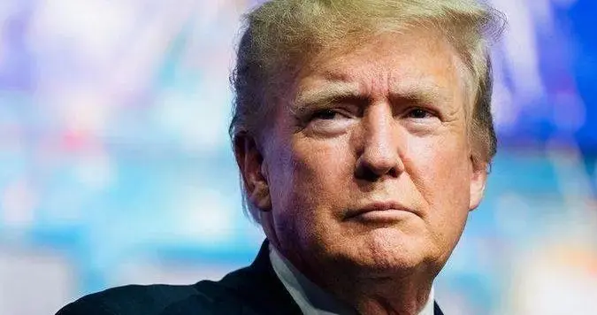 特朗普给中国两个选择，北京二话不说，直接刚给俄罗斯发出邀请