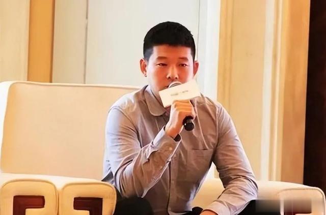 20年前，河南18岁天才发明万能充，获国家奖保送清华，如今怎样？