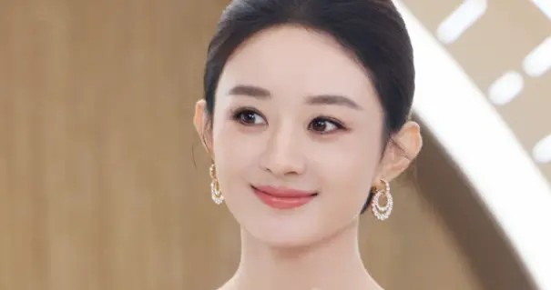 冯绍峰没想到，自己苦心培养6年的儿子，如今竟给赵丽颖狠狠长脸