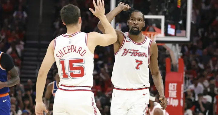 论功行赏！火箭大胜尼克斯 5人表现优秀，杜兰特27+8 重点表扬一人