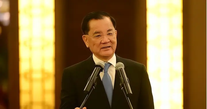 连战：我支持两岸统一，但前提是大陆必须正视“中华民国”的存在