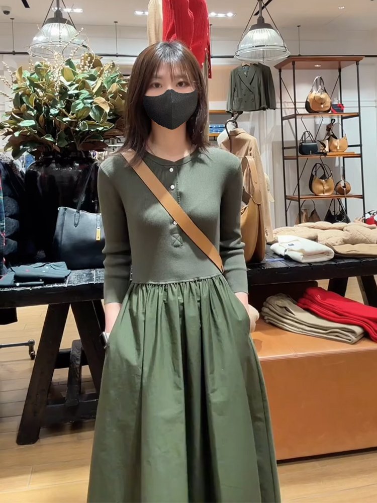 高级感内搭打底绿色连衣裙子
