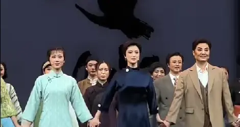 7月21日，越剧名家张宇峰领衔《女班》成戏曲舞台闪耀亮点