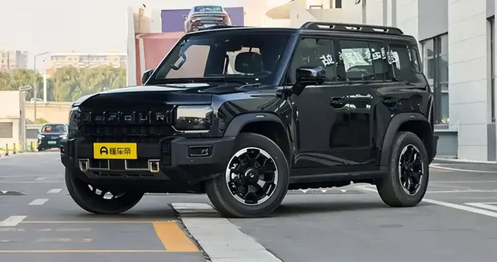 当硬派SUV开始拼舒适和智能，传统家用车还坐得住吗？