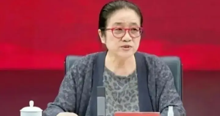 揭密：为什么孙晓云能再次当选中国书法家协会主席？