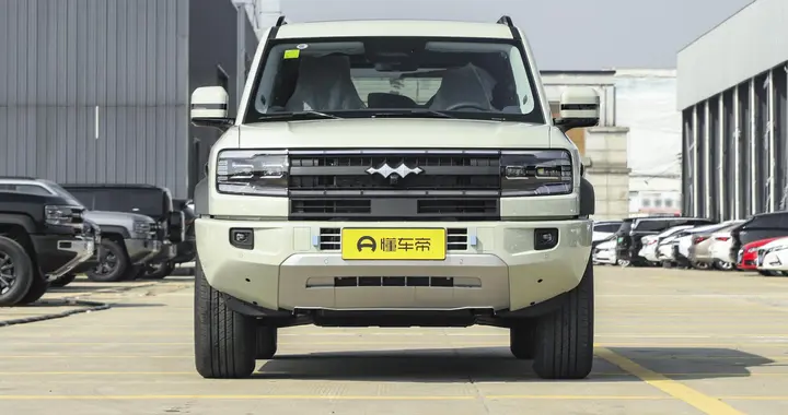 方程豹5：10万车主选择，兼顾通勤，这台国产越野车到底有多香？