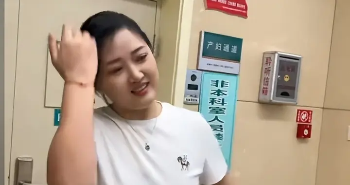 “全网最年轻奶奶”火了，产房等孙子样子太吸睛，网友：还能生