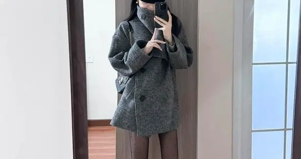 阔腿裤是爹，短上衣是妈，这样穿，腿长2米不是梦！