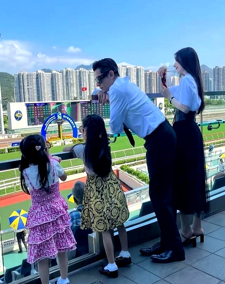 方媛的操作确实让人琢磨半天，那会儿刚生完孩子，郭富城“奖”她爸妈搬香港...
