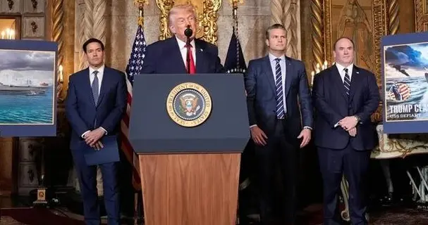 把嫌弃刻在脸上，高市访美会晤特朗普，全程不停看表不想继续聊天