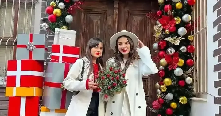 别再乱买大衣了！这件穿一辈子都不过时，性价比绝了