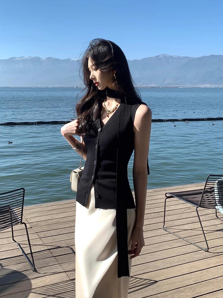 法式黑色挂脖v领冰丝针织无袖t恤女夏季小