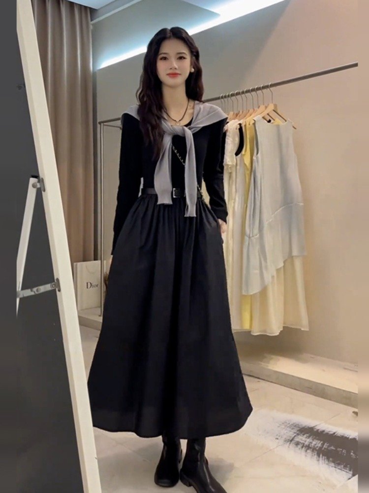 法式气质黑色长袖连衣裙女装早秋