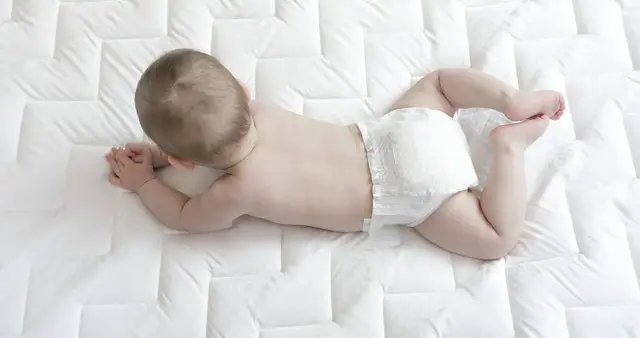 新生儿红屁屁预防：尿布更换黄金法则