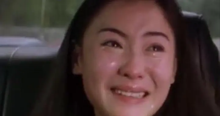 张柏芝被“干爹”追讨1200万！谢霆锋袖手旁观，谢贤一个举动力挺