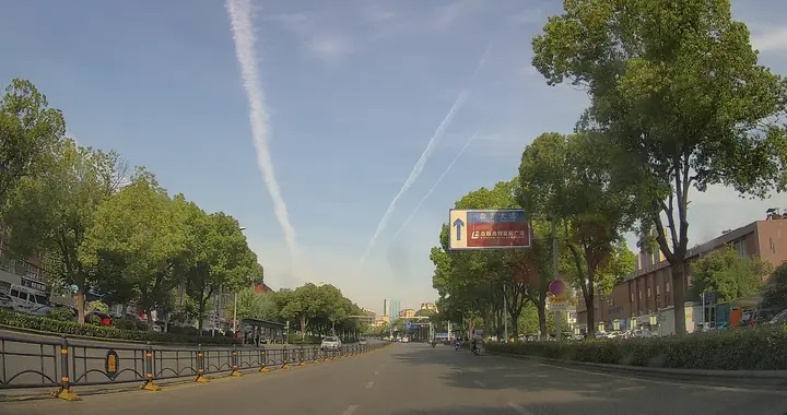 黄陂和东西湖，差距或许就在于缺少一个有实力的投资平台