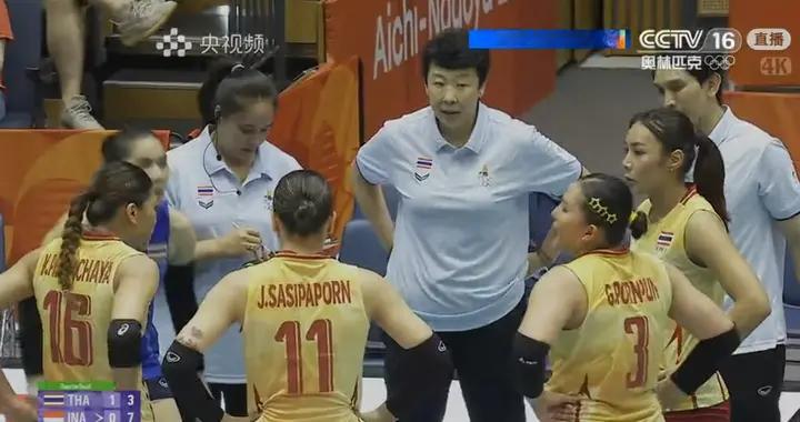泰国女排狼狈！第二局8比20落后亚洲三流，中国队放平心态可复仇