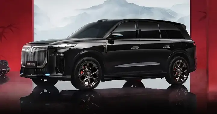 售50.99万，综合续航1430km，全新岚图泰山黑武士版上市！