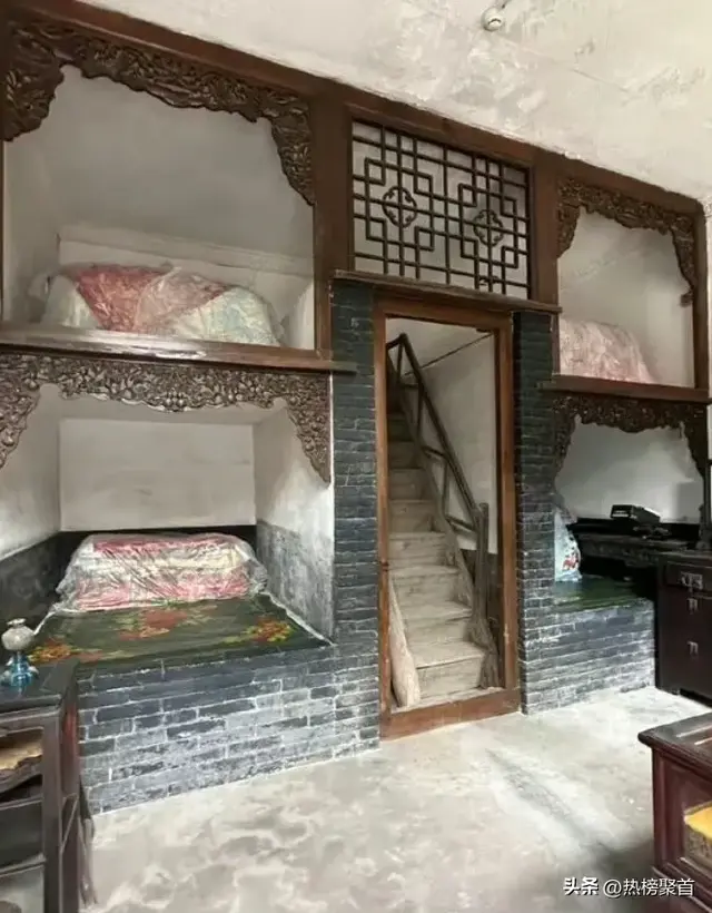 这竟然是古代丫鬟住的寝室，不比某些大学好多了