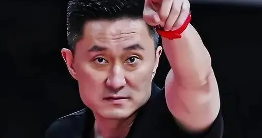 翻案！广东4战3场吃亏，篮协点出2处离谱错判，萨姆纳无奈吃大亏