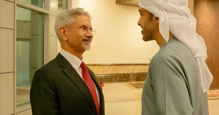 挤不进中东牌局，印度沦为笑柄：外长惨遭无视，莫迪卑微“乞油”