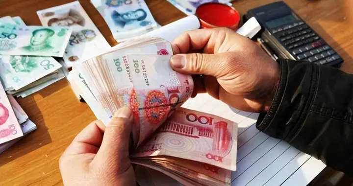 攒够30万却比穷时更焦虑？终于有人说透这个陷阱