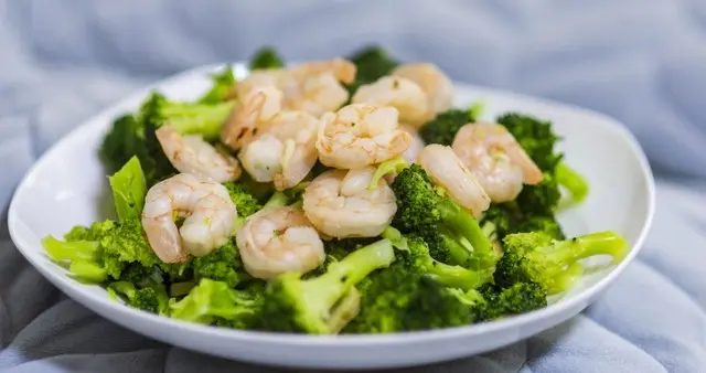 癌细胞最怕的三种菜，菜市场遍地都是！配着吃，效果翻倍！