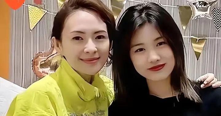 哇塞！章子怡和小苹果这对母女太暖啦