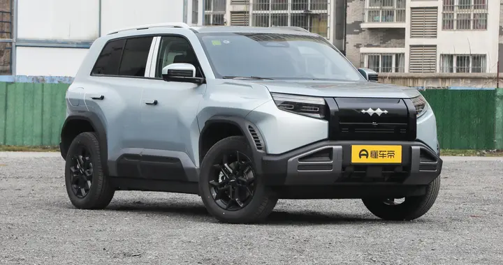 5分钟充70%，比亚迪这车能火？续航620km，带劲儿不？