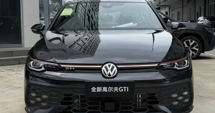 同价位“小钢炮”对决:高尔夫GTIvs领克03+，性能与个性的较量