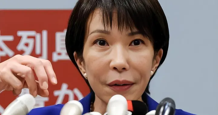 无视中方严正警告，日舰闯台加首相祭鬼双重挑衅，解放军战舰合围