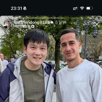 帝之佑：樊振东终于出现了，照片上3个细节