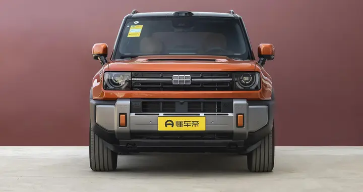 银河战舰700，AI全地形硬核SUV，一车搞定多场景出行