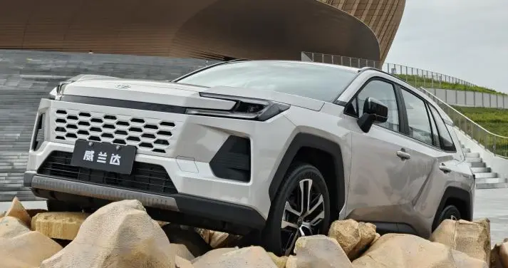 全新威兰达要当“蓝牌新势力”，2.5混动四驱换购价20.28万元起