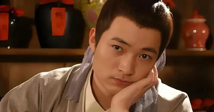 喻恩泰妻子被爆出轨多人，聊骚记录炸裂，网友：最好做个亲子鉴定