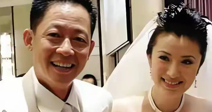 王志文陈坚红：打破常规婚恋，幸福秘诀引众人猜想！