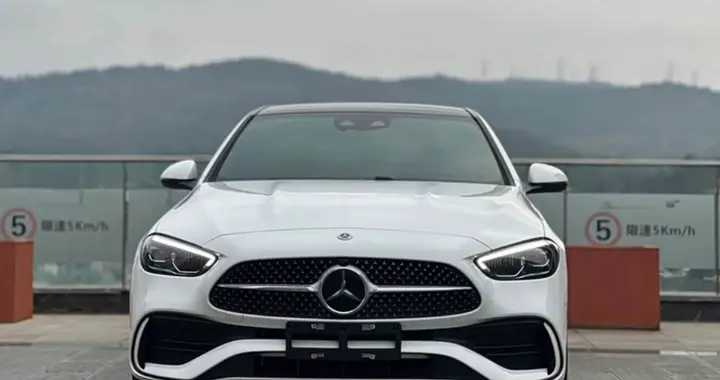 销量一降再降！奔驰C级单月卖2827台，降价或许是最好的出路