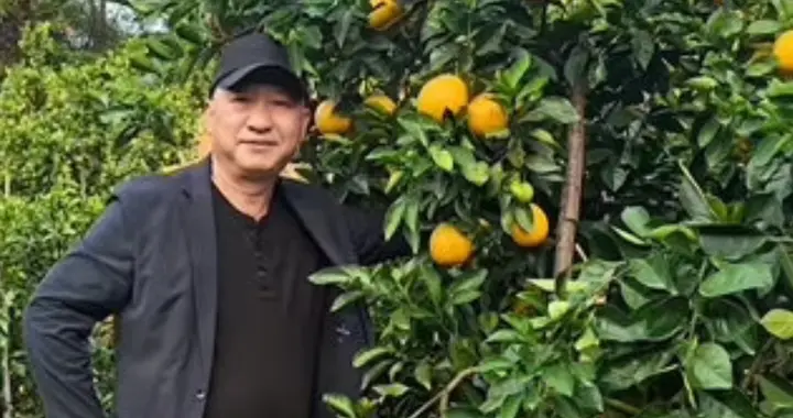 严浩翔家庭丑闻后续，母亲无奈爆料内情：儿子已经给你了300万