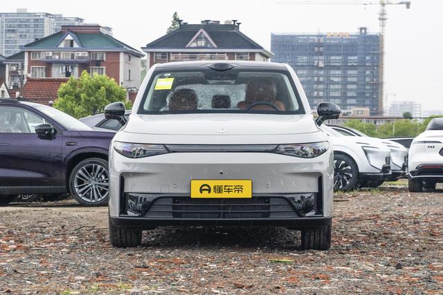 全域自研，成本把控铸就加量不加价传奇，2026款零跑C10来了