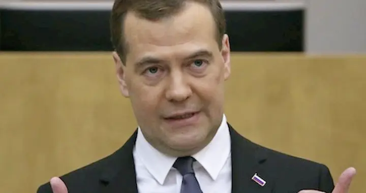 梅德韦杰夫鼓励特朗普拿下格陵兰，俄罗斯乐见美欧争端有两大目的