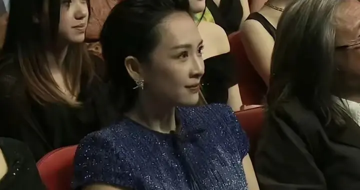 离谱爆冷！14年港漂90后龙套，一举掀翻章子怡马丽，封金像影后