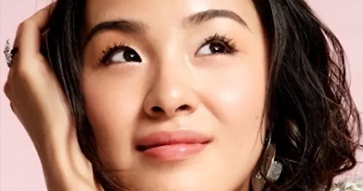 原来她是密春雷前妻，如今独居上海养龙凤胎，财富不受前夫影响