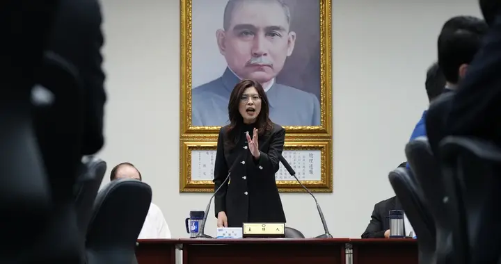 路越走越宽！“大陆行”后郑丽文最新满意度曝光 好感度大增近10%