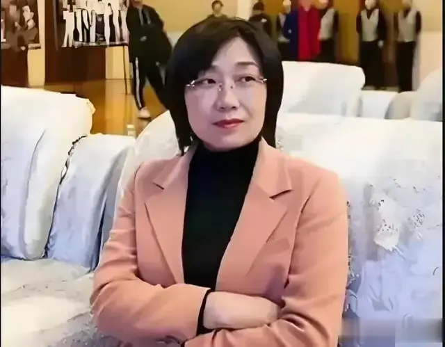 2025年4月30日，河北一干部被查了，大快人心，这是人民的心愿！