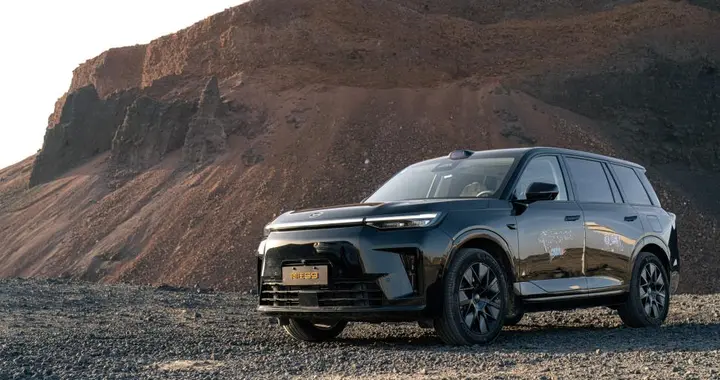 万里实测华为乾崑智驾，向往S9全工况能打！