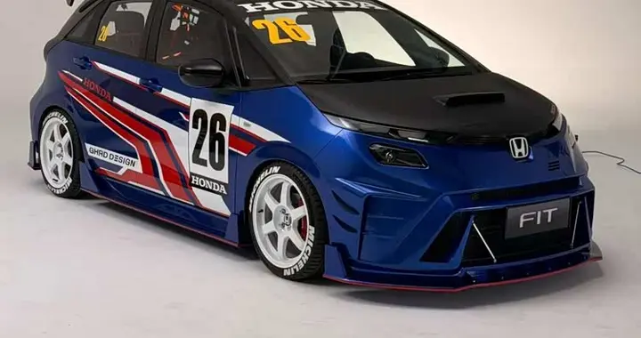 本田飞度赛车版现身，这次真成“超跑”了？