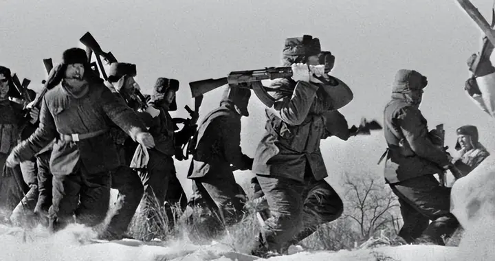 中苏珍宝岛冲突后，毛主席为何决定“争取一霸”？答案在这