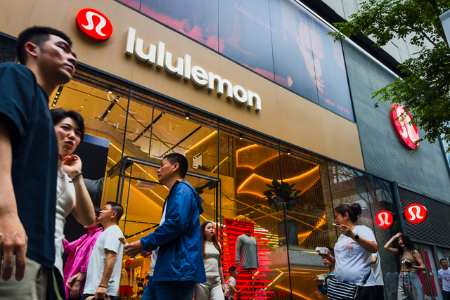 褪色的“神裤”：Lululemon的全球困局与中国命题
